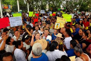 Torres Piña comprometido con los limoneros de la tierra caliente.