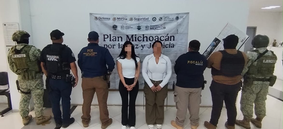 Detienen en Tingambato a 2 mujeres con orden de aprehensión por presunto homicidio.
