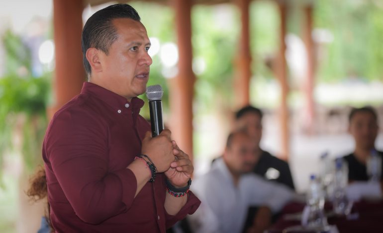 Turismo, el motor económico de Huandacareo: Torres Piña dialoga con sectores productivos para construir agenda regional 