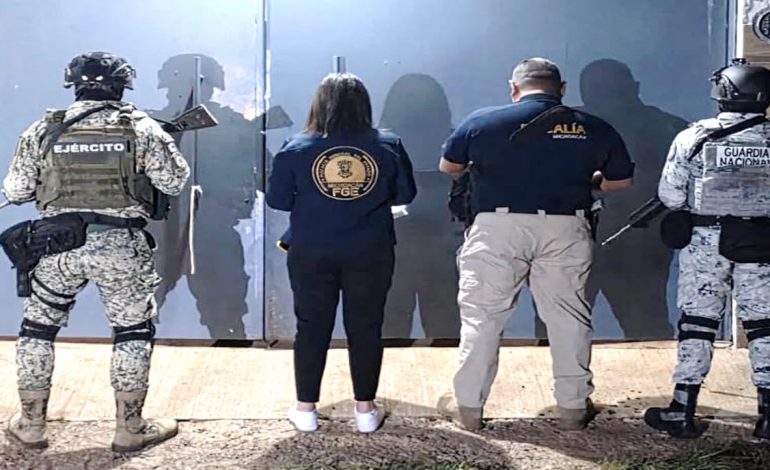Cae presunto integrante de célula delictiva con potente arsenal en Ciudad Hidalgo.