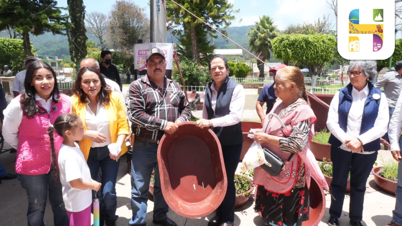 Acerca Jeovana Alcántar servicios municipales a San Antonio Villalongín con el programa «Presidenta en tu Tenencia»