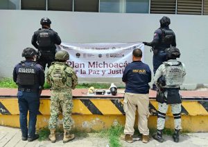 Aseguran SSP y fuerzas federales 12 cámaras parásitas en Apatzingán