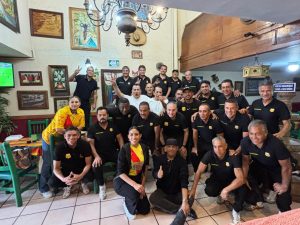 ALMUERZO DE GOLEADA: SOCIEDAD CIVIL ORGANIZADA Y LEYENDAS DEL MORELIA  HACEN EQUIPO POR LAS NUEVAS GENERACIONES