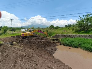 Inicia SCOP rehabilitación de canales pluviales en San Nicolás Obispo: Rogelio Zarazúa