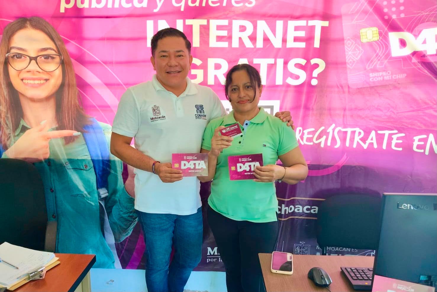 ¡Ya comenzó la entrega de chips D4TA Datos Gratis en prepas de Michoacán!