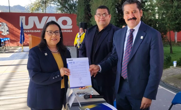 C.P. Ana Verónica Alcantar Ruiz asume la Dirección de la Preparatoria UVAQ Ciudad Hidalgo.