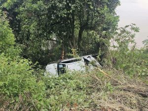 Fuerte accidente en la Queréndaro-Zinapécuaro provoca cierre parcial de la carretera