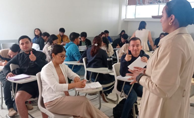 Alumnos de Derecho participaron en el taller: Elaboración de Demandas