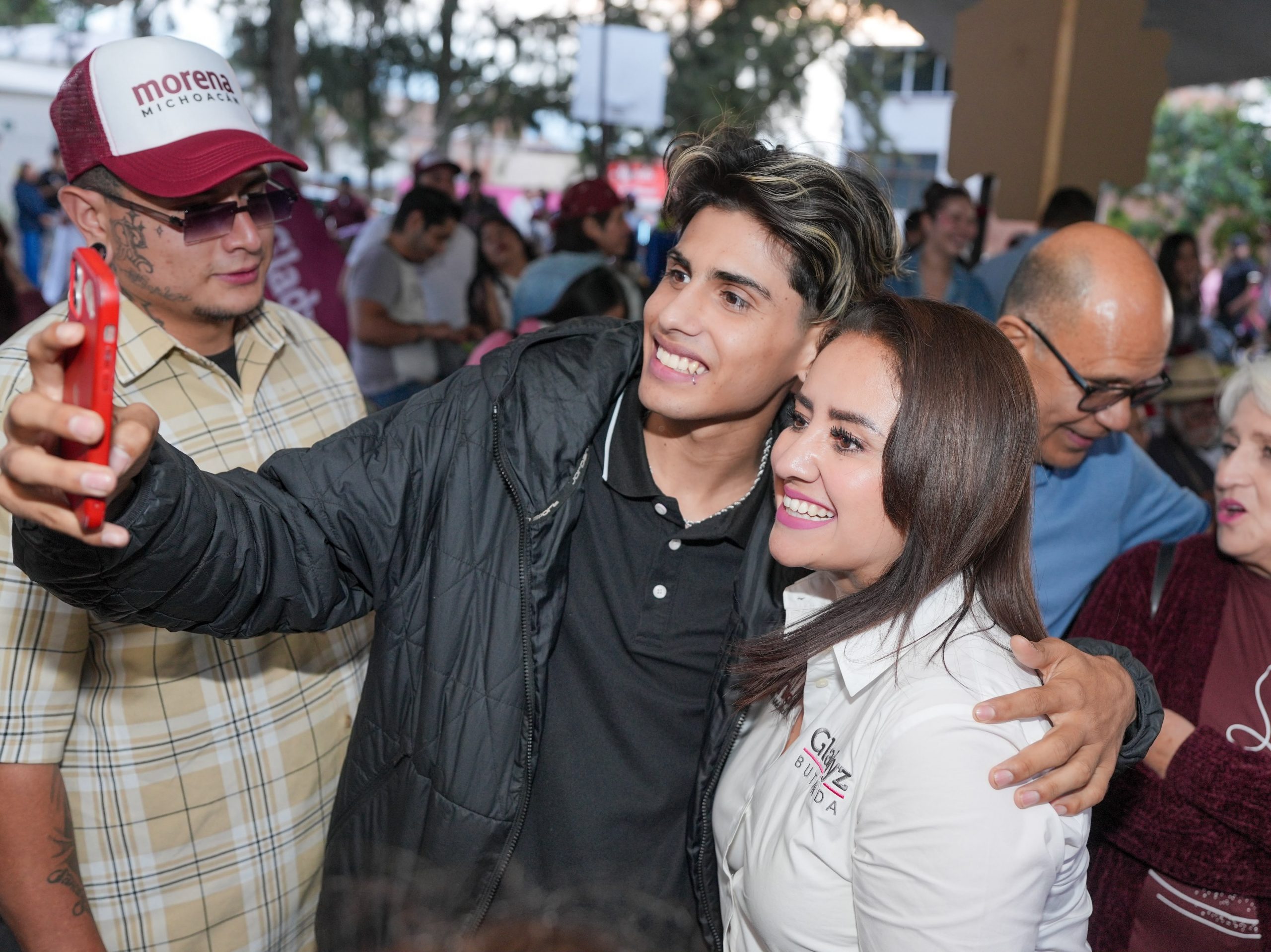 “Hay Morena para rato”: Gladyz Butanda defiende la transformación en tenencia Morelos.