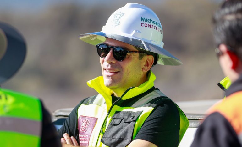 Avanza modernización vial en comunidades indígenas, con mejora de 38 km de caminos: Rogelio Zarazúa. 