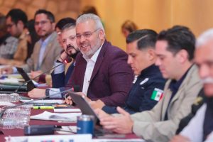 Bedolla acuerda acciones con el Consejo Supremo Indígena de Michoacán.