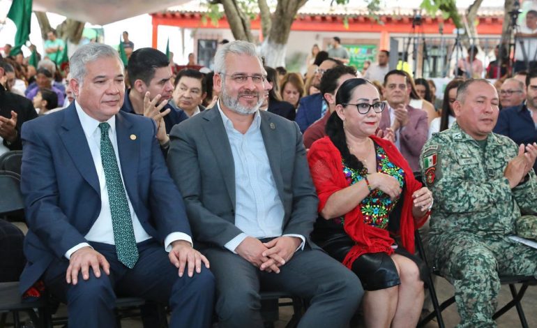 Ario avanza con más de 55.5 mdp estatales en infraestructura: Bedolla.