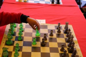 ¡Jaque mate en el Jardín Municipal! Invitan a participar en el 1er Torneo de Verano de Ajedrez