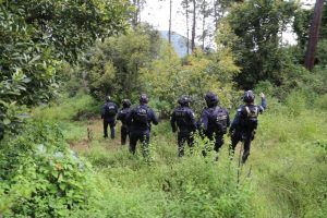 Tras repeler agresión en Tacámbaro, Guardia Civil detiene a 3 con armas y vehículo.