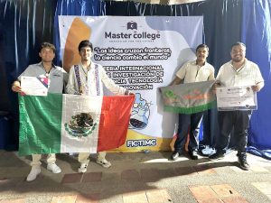 Estudiantes del Cecytem ganan primer lugar en feria internacional de ciencia en Colombia.