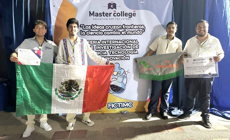 Estudiantes del Cecytem ganan primer lugar en feria internacional de ciencia en Colombia.