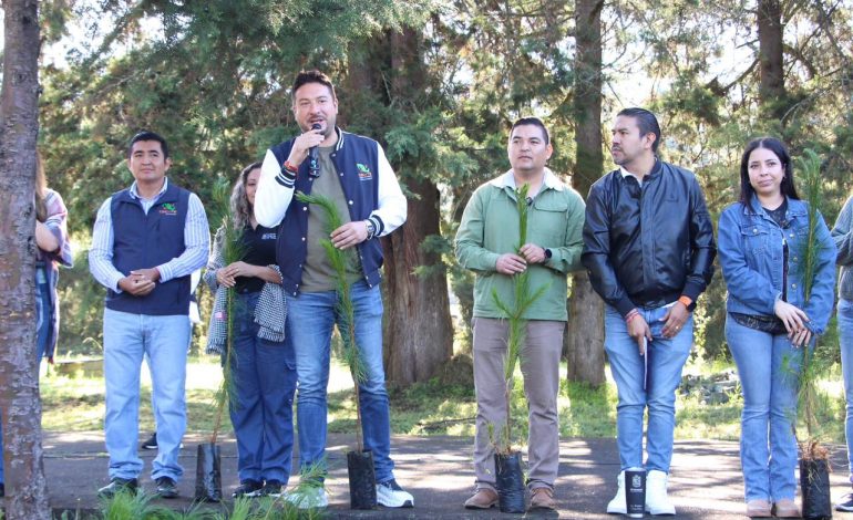 Reforestan los 93 planteles del Cecytem con más de 10 mil árboles