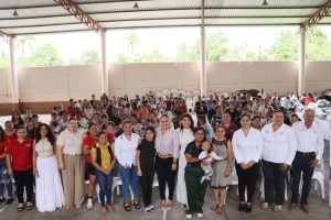 Seimujer entrega más de 10 mil pañales en la caravana Jalo por las Mamás en San Lucas