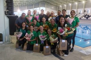 YARABÍ ÁVILA RECIBE A LA SELECCIÓN NACIONAL DE NATACIÓN ARTÍSTICA; ¡QUÉ BONITA ALBERCA!, SEÑALAN