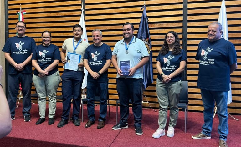 Estudiantes del Cecytem ganan dos medallas de plata en ExpoCiencias Michoacán