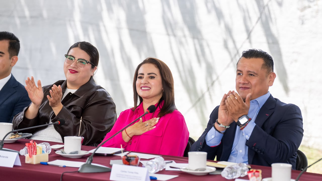 Pide Gladyz Butanda anteponer la 4T sobre intereses de grupo