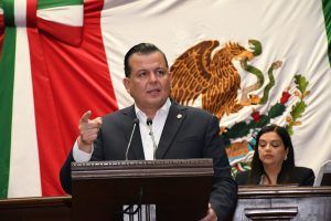 Anunció Fiscalía detención de ladrón de autos con transferencias fantasmas, lo que gracias a iniciativa de Memo Valencia ya se tipifica como delito