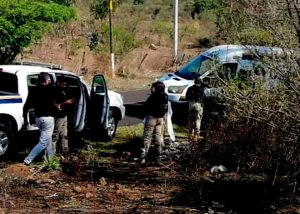 Jornaleros hallan restos humanos en una huerta de Peribán
