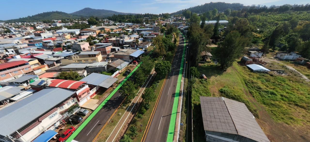 Transforman movilidad en Ario de Rosales con rehabilitación de la Av. Francisco J. Mújica