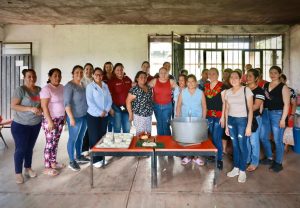 Con taller de lácteos, Sader fortalece capacidades productivas de mujeres de Tzitzio