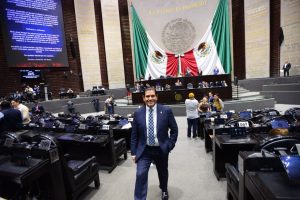 Ernesto Núñez Aguilar presenta su Segundo Informe Legislativo: 30 acciones legislativas y atención a 290 ubicaciones en Michoacán