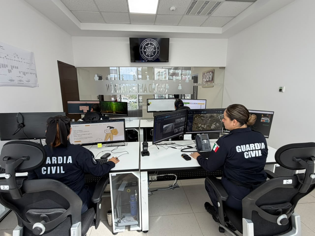 Detrás de la línea 089, personal especializado orienta y acompaña ante posibles extorsiones