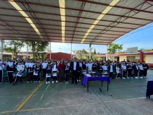 Lleva Seimujer herramientas de autocuidado a primaria de Uruapan