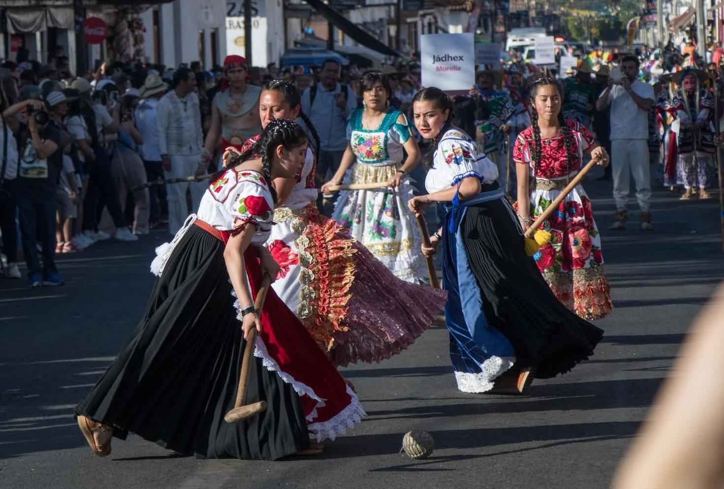 Aprende a elaborar tu propia pelota de Uárhukua Ch’anakua en Pátzcuaro este fin de semana