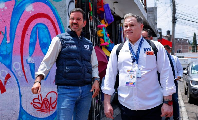 Yankel Benítez guía operativo de ordenamiento de establecimientos en colonia Ignacio Zaragoza