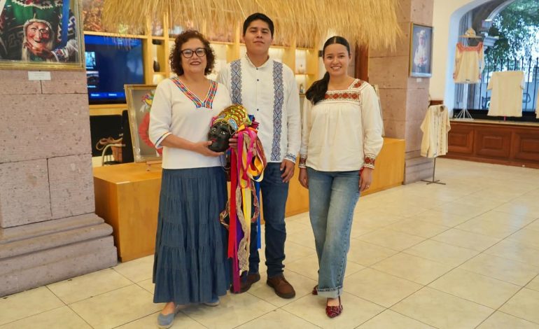 Espacio Michoacán acerca la riqueza artesanal de Zacán a turistas y visitantes