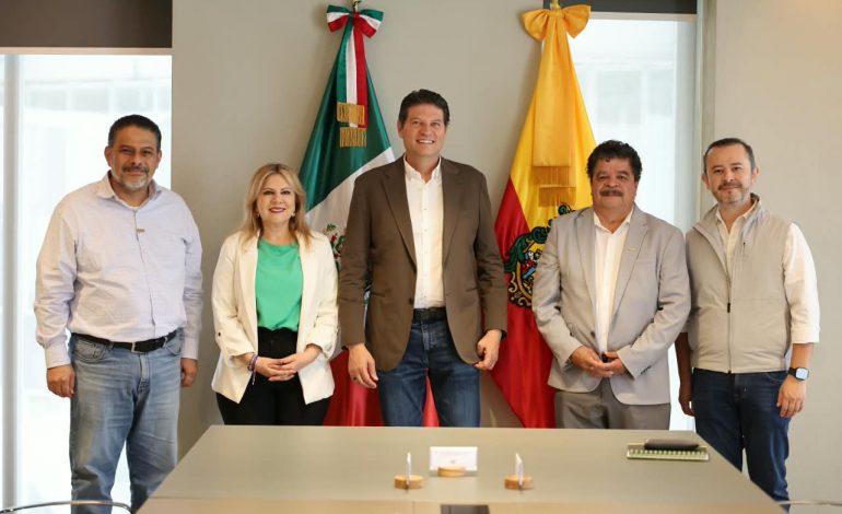 Alfonso Martínez Alcázar y Canaco estrechan lazos para fortalecer economía local