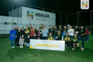 Jeovana Alcántar encabeza la premiación de la gran final del Torneo Intermunicipal de Fútbol 7