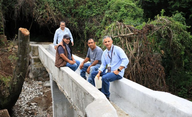 Sader supervisa obras de rehabilitación de canales de riego en Zitácuaro