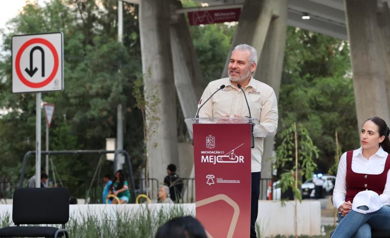 Inaugura Bedolla bajopuente del paso superior Independencia para agilizar la circulación al sur de Morelia.