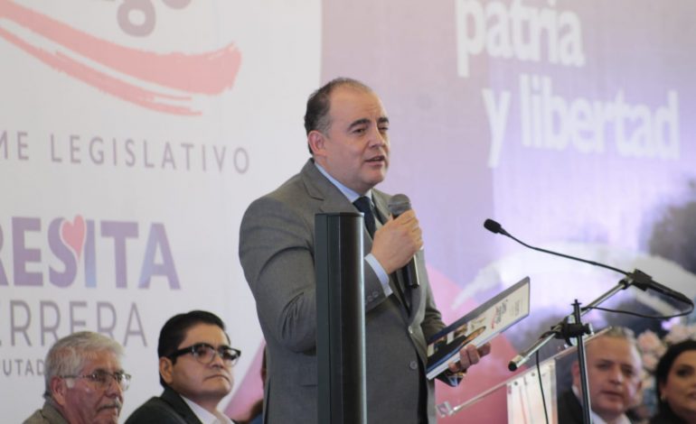 Baltazar Gaona reconoce firmeza y trabajo legislativo de Tere Herrera