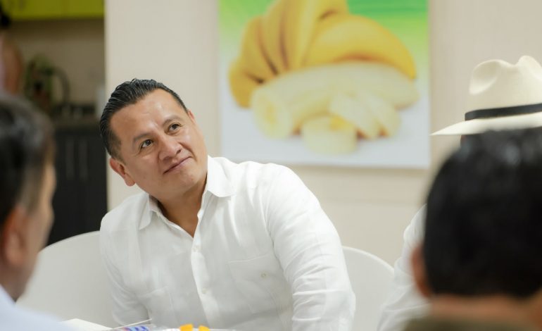 Torres Piña respalda política fiscal de Sheinbaum: que pague quien debe y que el recurso llegue al pueblo. 