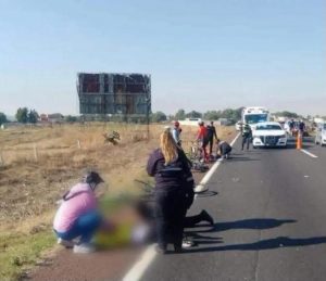 TRAGEDIA EN CARRETERA: MUERE CICLISTA ATROPELLADA<br>