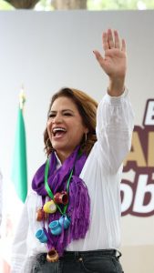 Fabiola Alanís: Una mujer puede encabezar la Fiscalía General de Michoacán por los próximos 9 años.<br>