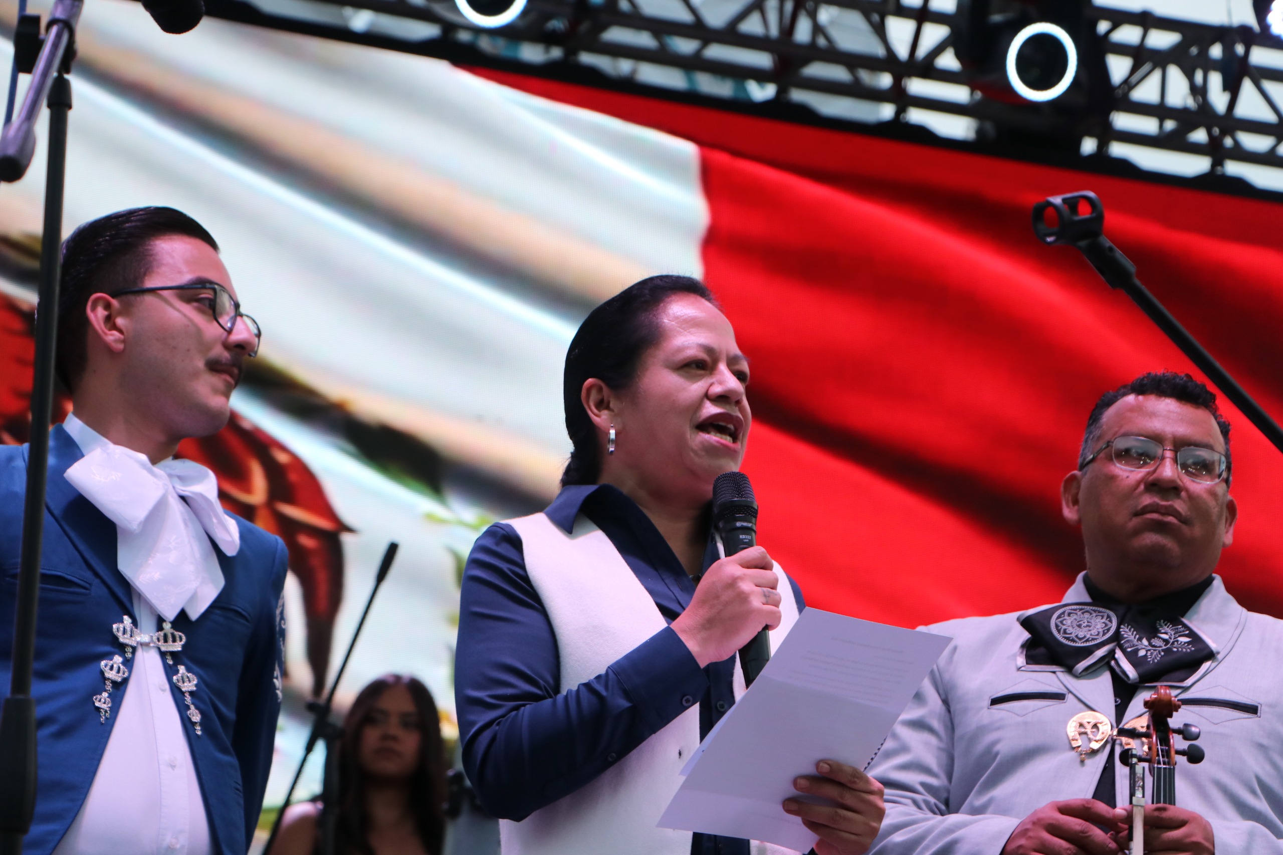 Encabeza Jeovana Alcántar magno cierre del Festival Nacional de Mariachi y Danza en su extensión Ciudad Hidalgo.