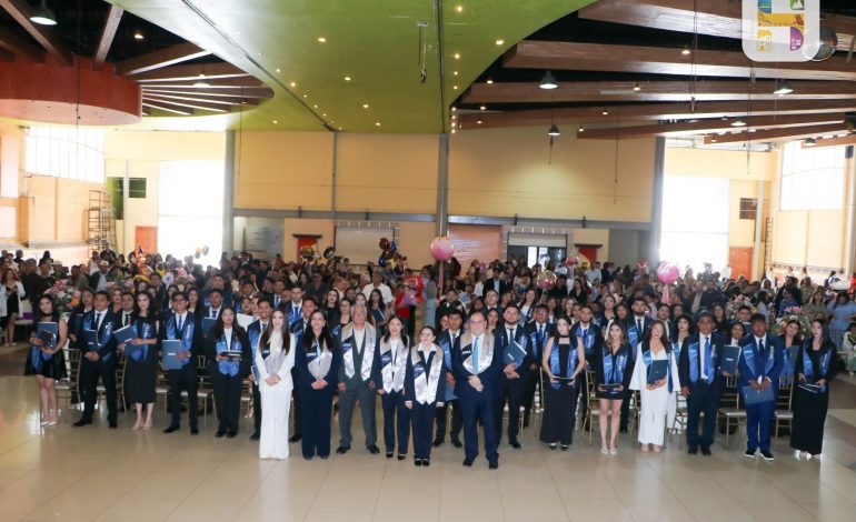 Egresa nueva generación de profesionistas de la UNICLA Plantel Ciudad Hidalgo