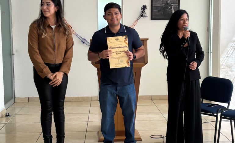En Unidad Profesional… Inauguran exposición fotográfica “Instantes de una mirada”