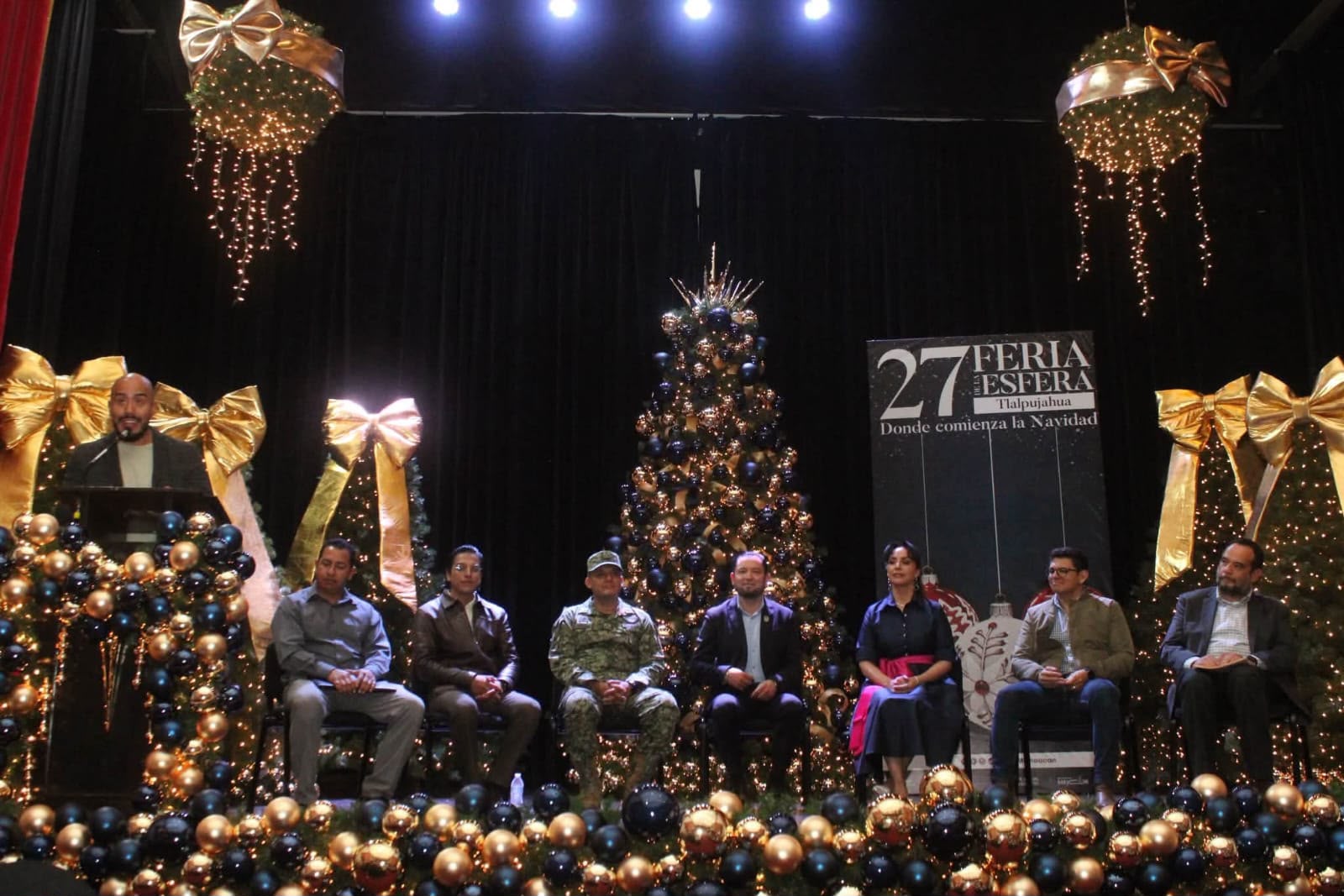 Ya comenzó la 27 Feria de la Esfera en Tlalpujahua