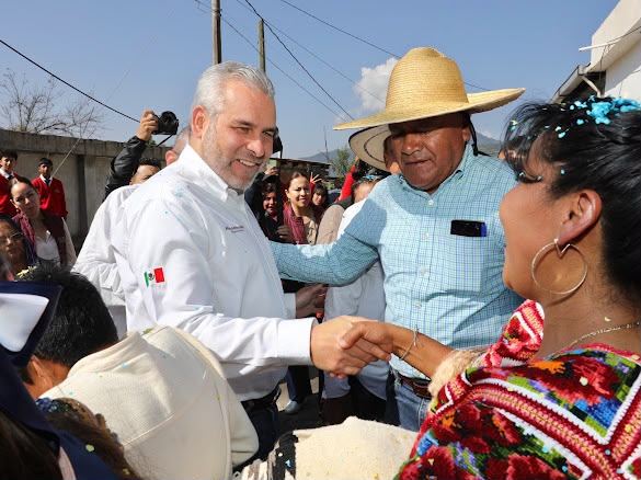 Destaca Bedolla transición de San Andrés Tziróndaro al modelo de autogobierno
