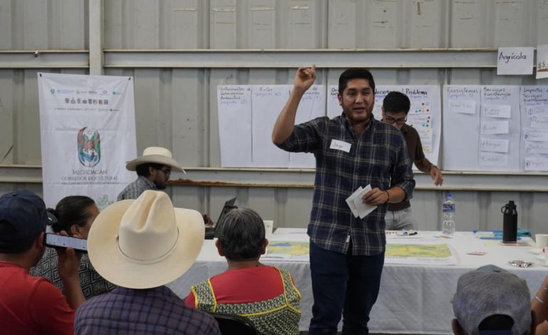 Realizan taller participativo en Zirahuén para crear programa comunitario de educación ambiental