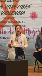 Jeovana Alcántar llama a las mujeres a mantenerse unidas y continuar la lucha por la igualdad de derechos.